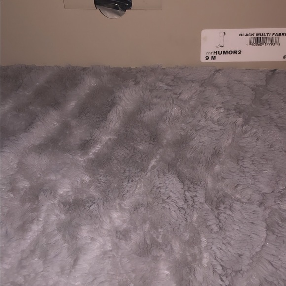 Marc Fisher over the knew boots - Picture 4 of 6